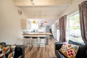 A cozy home close to city centre - Manor