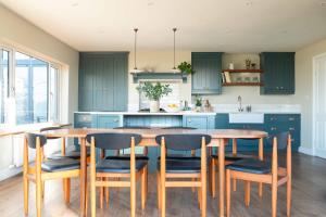 Tranquil 5-bed Spectacular Views