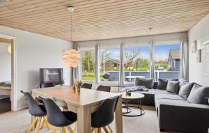 Gorgeous Home In Broager With Wifi