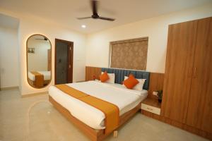Hotel Viola Suites Madhapur, Business Hotel