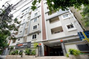 Hotel Viola Suites Madhapur, Business Hotel