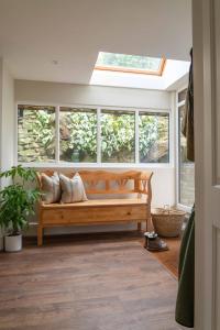 Tranquil 5-bed Spectacular Views