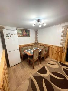 Котедж "Гірський Затишок"