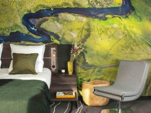Hotels Novotel Paris Porte Versailles : Suite Junior avec Lit Double et Canapé-Lit