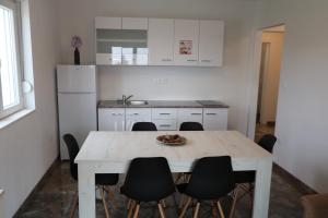 ANTODO Ivana - 3hvězdičkové hotely ve městě Novalja