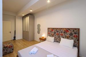 Modern Central Apt Near Stamba - By Wehost