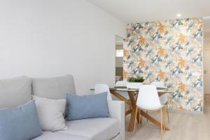 Home2Book Relaxing Poolside Escape, Arona