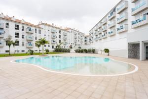 Home2Book Relaxing Poolside Escape, Arona