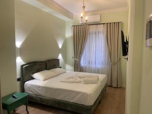 Amorino Tirana B&B