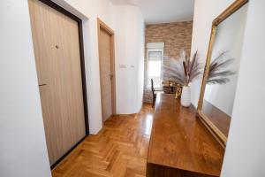 Sky Center Apartment