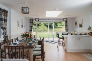 Ballyknocken Cottage