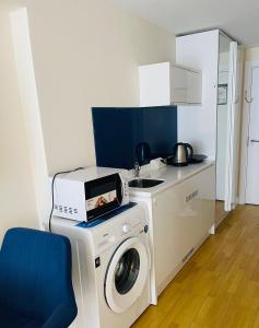 Sea View ApartHotel Batumi Orbi City