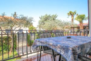 Nostalgisches Apartment direkt an der Adria mit Garten, Grill, privater Terrasse