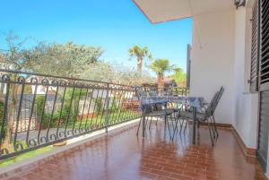 Nostalgisches Apartment direkt an der Adria mit Garten, Grill, privater Terrasse 