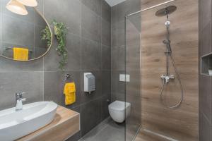 Reizendes Apartment nur 250 Meter zum Strand mit privater Terrasse, Grill, WiFi