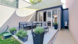 Traumhaftes Apartment mit tollem Lounge-Bereich, Steingrill, Waschmaschine, Klima 