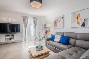 Exquisites Ferienhaus mit Penthouse-Dachterrasse, Whirlpool, Meerblick 