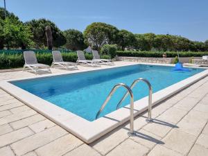 Cozy Studio im Steinhaus mit Pool, Klima, WiFi 