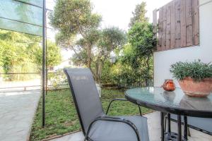 Charmantes Apartment nur 250 Meter zum Strand mit Terrasse, WiFi 