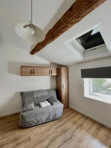 Joli Studio Champagne au Mont dor