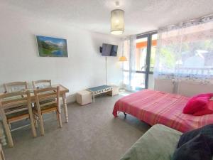 Appartements Appartement T2 avec Balcon pour 4 pers - Saint-Lary-Soulan - Sud-Est avec Parking et Casier a Ski - FR-1-457-332 : photos des chambres