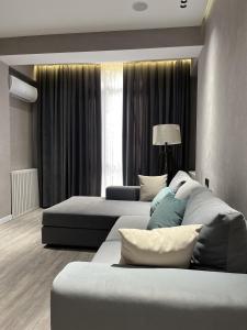 Firdavsi Building Center 4Rest Apartments - 4hvězdičkové hotely ve městě Dušanbe