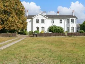 Rough Hill House - Woodham Mortimer