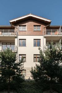 Elegancki i Stylowy Apartament w Gdańsku z Klimatyzacją, Wanną i Parkingiem by Noclegi Renters