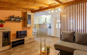 Lovely Home In Skicini With Wifi