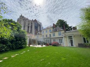Villas Hotel particulier Au pied de la cathedrale : photos des chambres