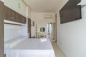 Charmoso Apto a 270m da Praia do Campeche - CBU203