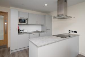 Crows Nest - UCC Summer Beds