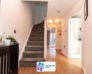 Contractors Families Call ResidentialCity - 沃特牛顿