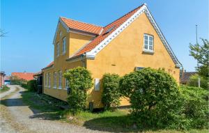 Beautiful Home In Samsø With Wifi