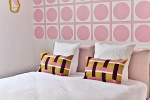 Studio central proche Vaugirard - II