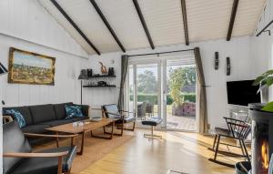 Stunning Home In Hejls With Sauna