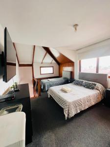 MONTERRICO POLO APARTS #4 - Dpto Completo Familiar 2 camas a una cuadra Embajada USA