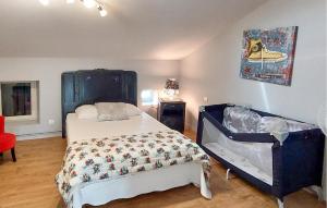 Maisons de vacances Lovely Home In Castelnau-Sur-Gupie : photos des chambres