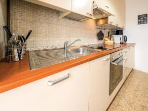 Lory House by Holiday World