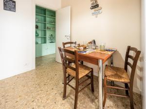 Lory House by Holiday World