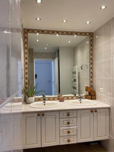 T3 pièces lumineux à à 1 min de la plage Quartier Palm Beach Cannes