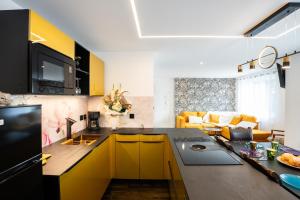 Appartements Enchantress-Apartment Designed By CM : photos des chambres