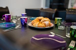 Appartements Enchantress-Apartment Designed By CM : photos des chambres