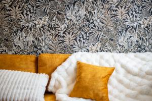 Appartements Enchantress-Apartment Designed By CM : photos des chambres