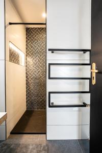 Appartements Enchantress-Apartment Designed By CM : photos des chambres