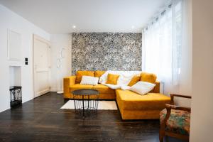 Appartements Enchantress-Apartment Designed By CM : photos des chambres