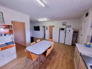 Howsthaserenitee - 3BR house with bay views