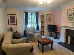 Charming Garden Flat - Swanscombe