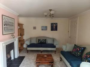 Charming Garden Flat