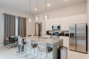 226 Spectrum Resort new Loft 12guests near Disney